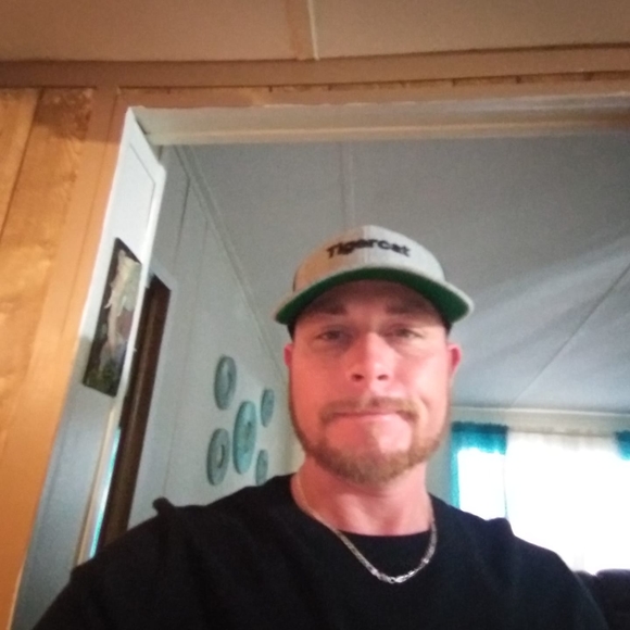 Meet your Posher, James - Picture 1 of 1